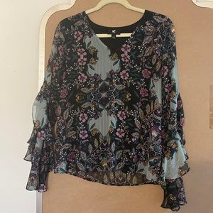 iZ Floral Blouse - L